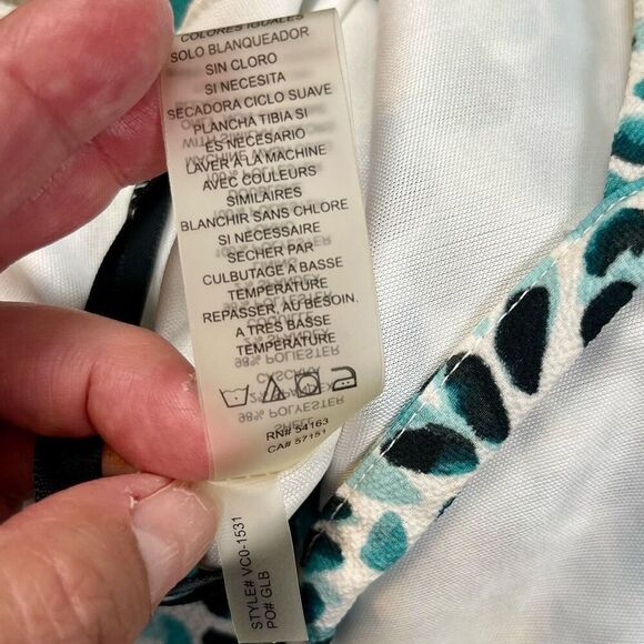 Vince Camuto Sleeveless High Neck Tie Waist Capri Jumpsuit 4 - Picture 14 of 16